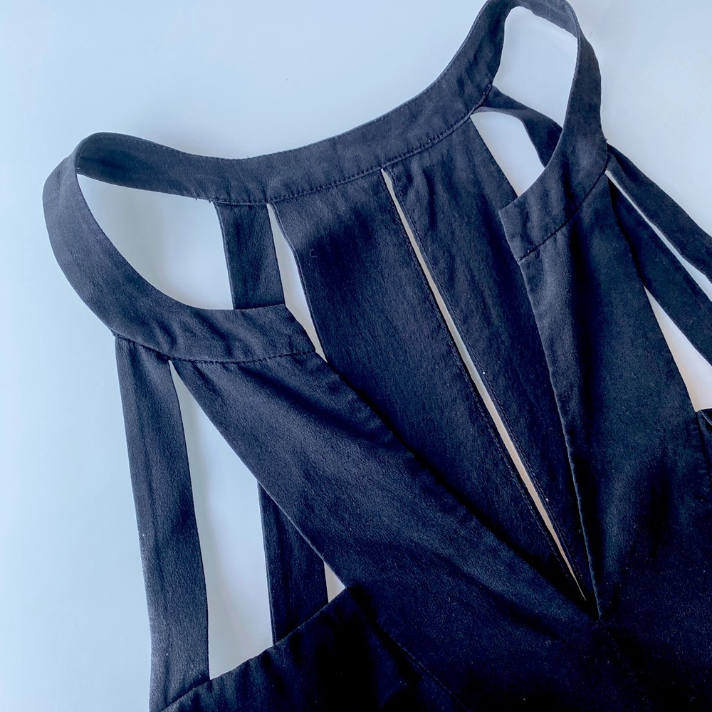 BCBG flowy black top